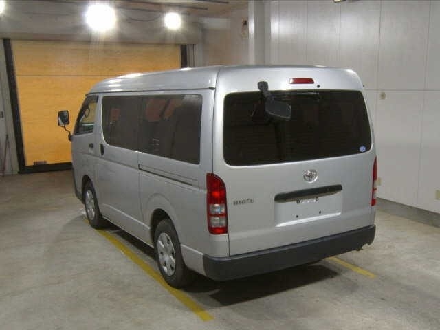 2016 Toyota Hiace
